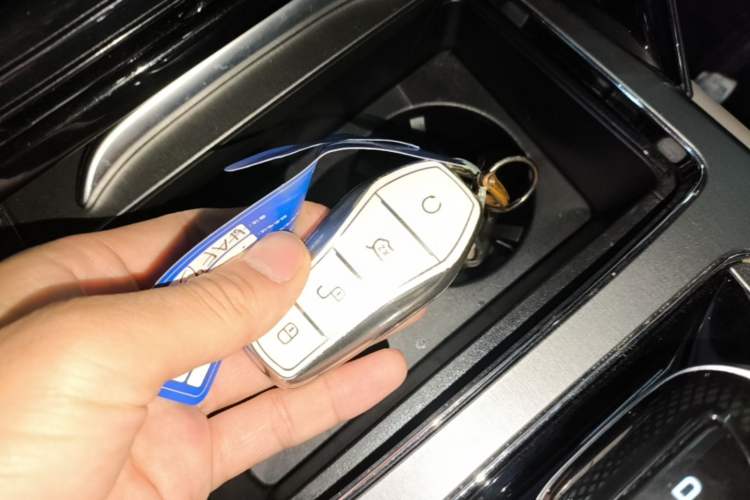 Used BYD Tang New Energy 2025 DM-i 115KM Prestige Model Vehicle Key