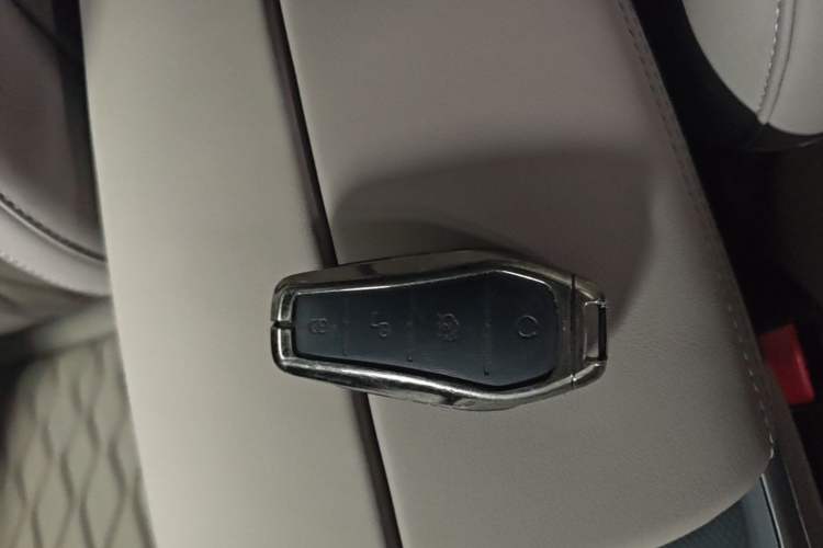 Used BYD Tang New Energy 2025 DM-i 115KM Prestige Model Vehicle Key