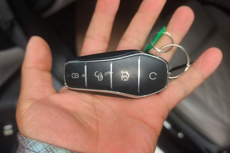 Used BYD Tang New Energy 2025 Intelligent Driving Version DM-i 115KM Flagship Edition Vehicle Key