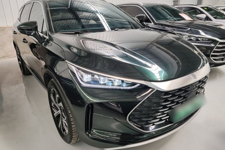 Used BYD Tang New Energy 2025 DM-i 115KM Prestige Model Front Right 45 Deg