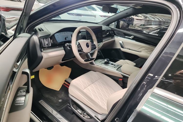 Used BYD Tang New Energy 2025 DM-i 115KM Prestige Model Left Front Seat