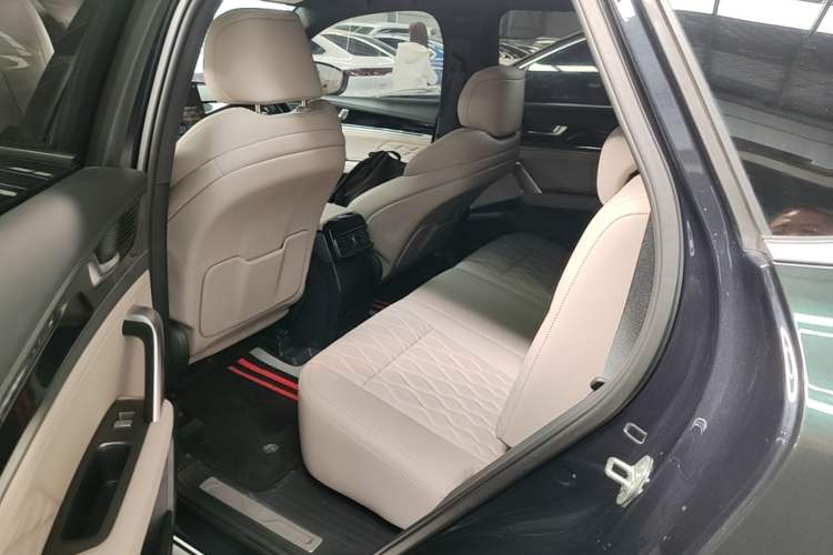 Used BYD Tang New Energy 2025 DM-i 115KM Prestige Model Left Rear Seat