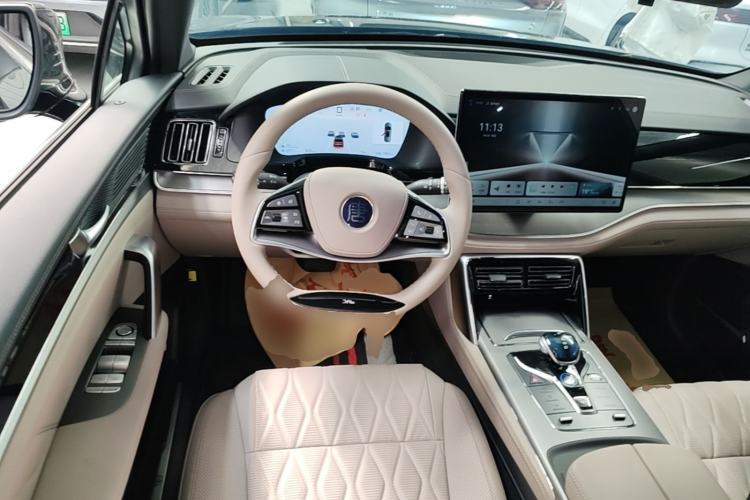 Used BYD Tang New Energy 2025 DM-i 115KM Prestige Model Steering Wheel