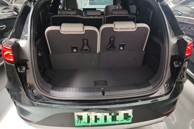 Used BYD Tang New Energy 2025 DM-i 115KM Prestige Model Trunk