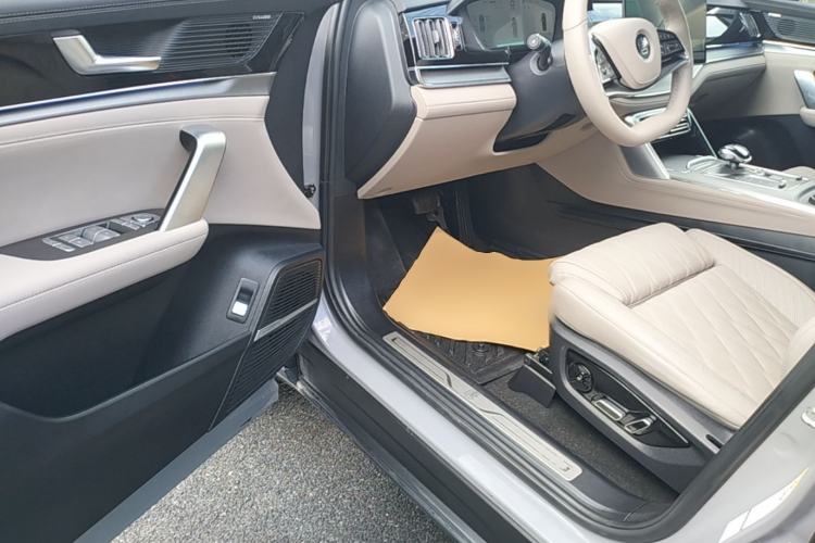 Used BYD Tang New Energy 2025 DM-i 115KM Flagship Model Driver Seat