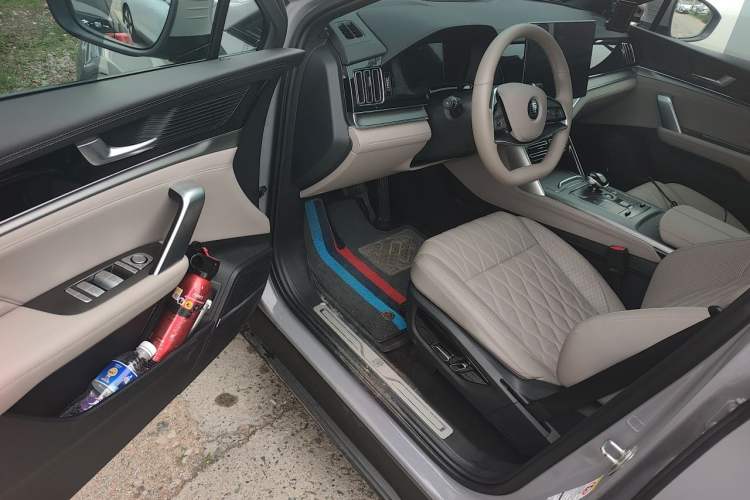 Used BYD Tang New Energy 2025 Intelligent Driving Version DM-i 115KM Prestige Edition Driver Seat