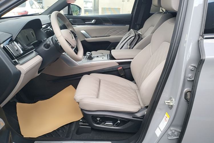 Used BYD Tang New Energy 2025 DM-i 115KM Flagship Model Left Front Seat