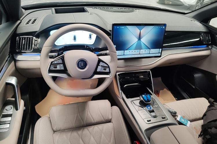 Used BYD Tang New Energy 2025 Intelligent Driving Version DM-i 115KM Flagship Edition Center Console