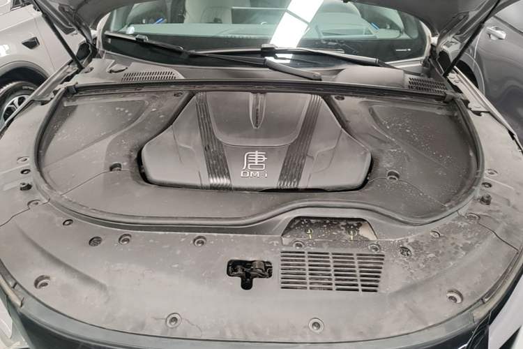 Used BYD Tang New Energy 2025 Intelligent Driving Version DM-i 115KM Flagship Edition Engine Bay