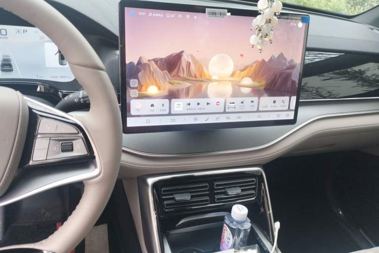 Used BYD Tang New Energy 2025 DM-i 115KM Prestige Model Audio And AC Panel