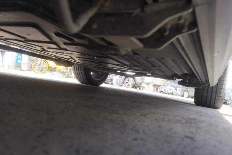 Used BYD Tang New Energy 2025 DM-i 115KM Prestige Model Chassis Front Left