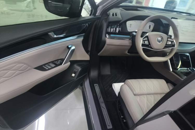 Used BYD Tang New Energy 2025 Intelligent Driving Version DM-i 115KM Flagship Edition Driver Seat