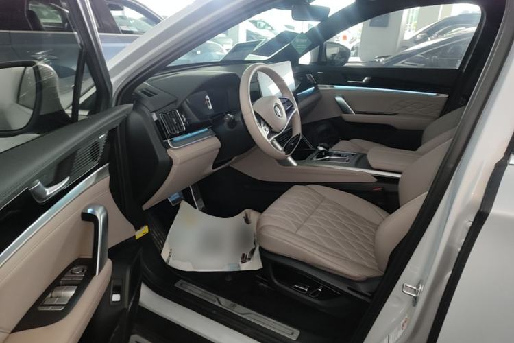Used BYD Tang New Energy 2025 DM-i 115KM Prestige Model Driver Seat
