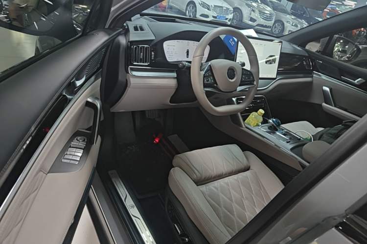 Used BYD Tang New Energy 2025 Intelligent Driving Version DM-i 115KM Prestige Edition Driver Seat