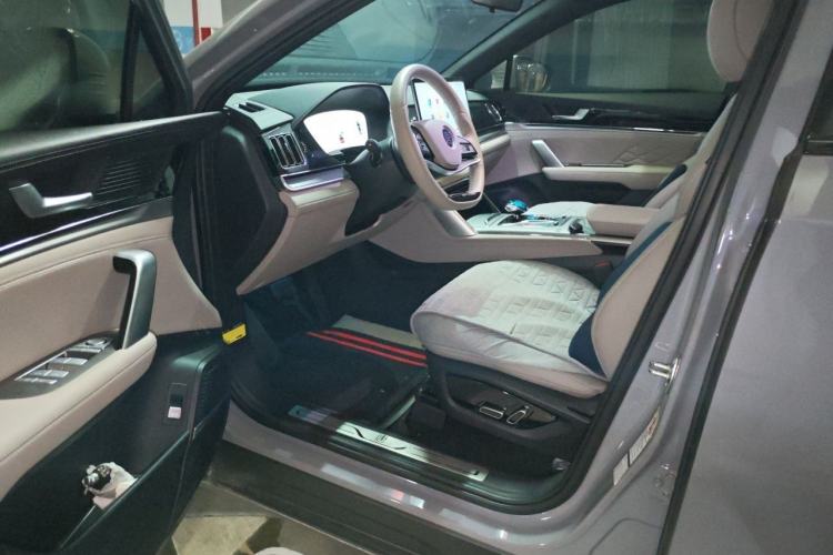 Used BYD Tang New Energy 2025 DM-i 115KM Prestige Model Driver Seat