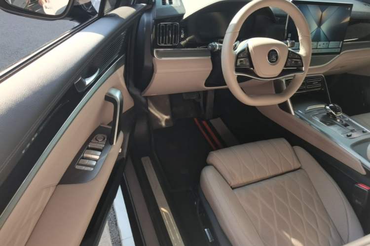 Used BYD Tang New Energy 2025 Intelligent Driving Version DM-i 115KM Flagship Edition Driver Seat