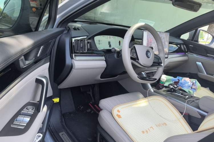 Used BYD Tang New Energy 2025 DM-i 115KM Cloud Ride Flagship Model Driver Seat