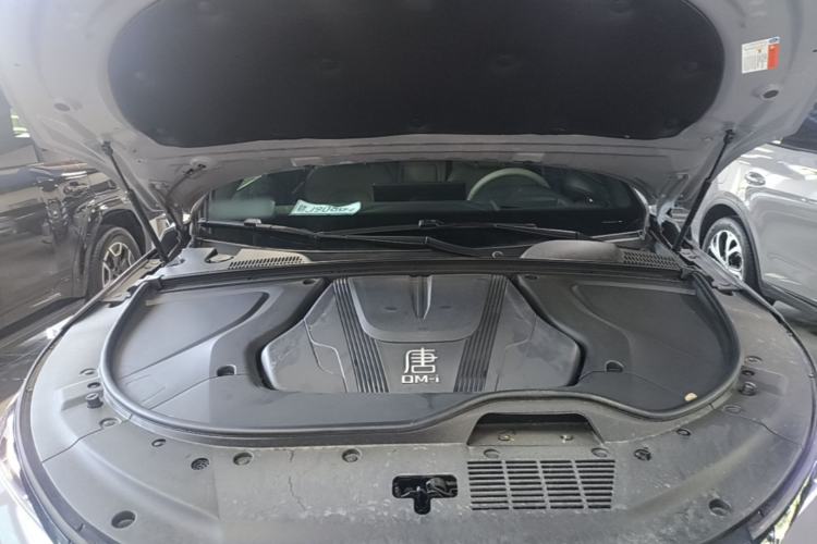 Used BYD Tang New Energy 2025 Intelligent Driving Version DM-i 115KM Flagship Edition Engine Bay