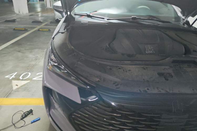 Used BYD Tang New Energy 2025 DM-i 115KM Prestige Model Engine Bay Right