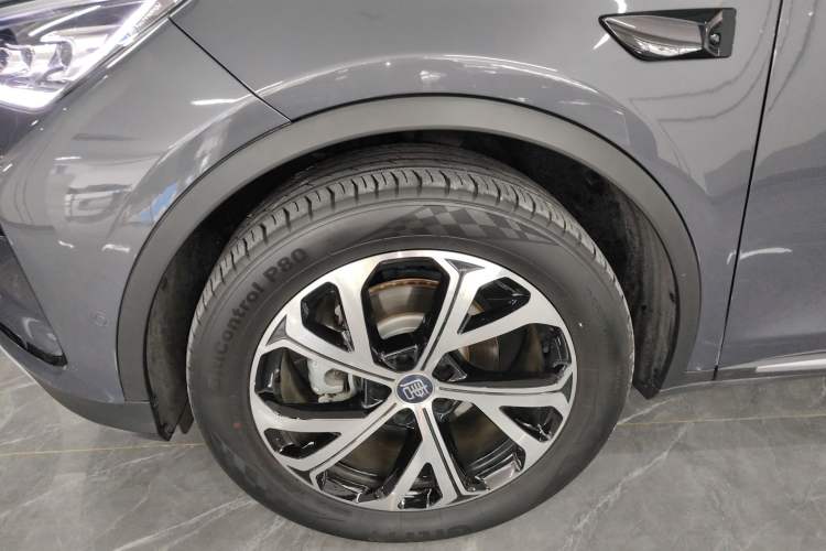 Used BYD Tang New Energy 2025 Intelligent Driving Version DM-i 115KM Flagship Edition Exterior 2