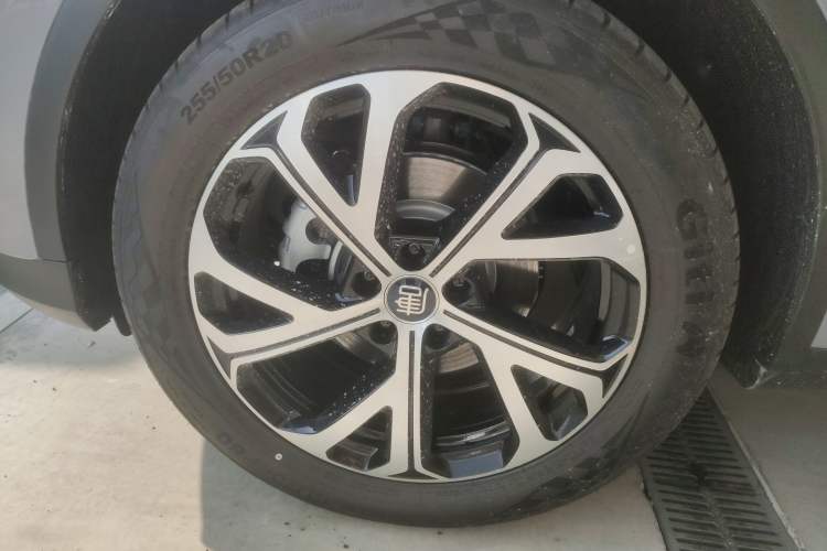Used BYD Tang New Energy 2025 DM-i 115KM Flagship Model Exterior 7