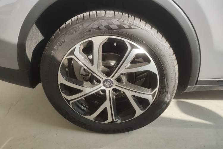 Used BYD Tang New Energy 2025 DM-i 115KM Flagship Model Exterior 8