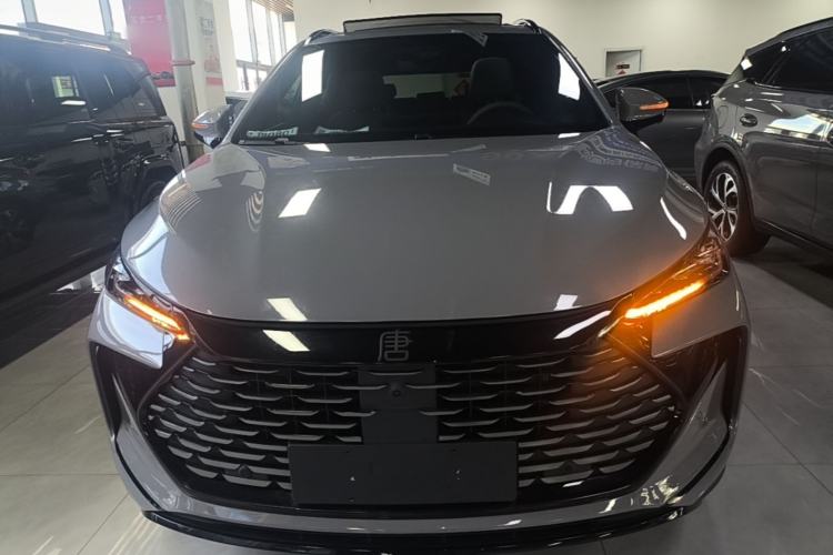 Used BYD Tang New Energy 2025 Intelligent Driving Version DM-i 115KM Flagship Edition Front