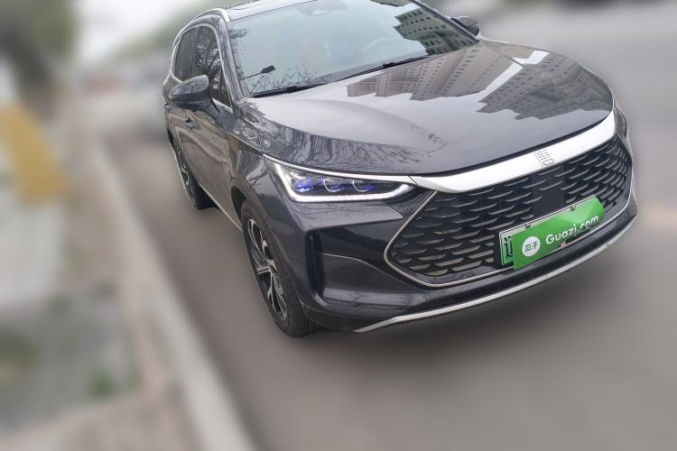 Used BYD Tang New Energy 2025 DM-i 115KM Prestige Model Front Right 45 Deg