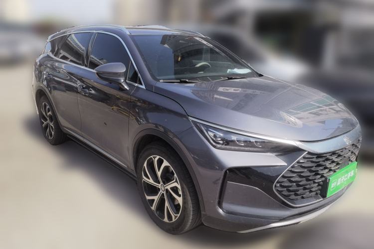 Used BYD Tang New Energy 2025 DM-i 115KM Prestige Model Front Right 45 Deg