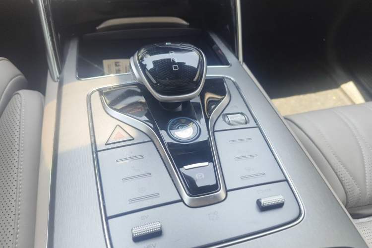 Used BYD Tang New Energy 2025 DM-i 115KM Flagship Model Gear Lever