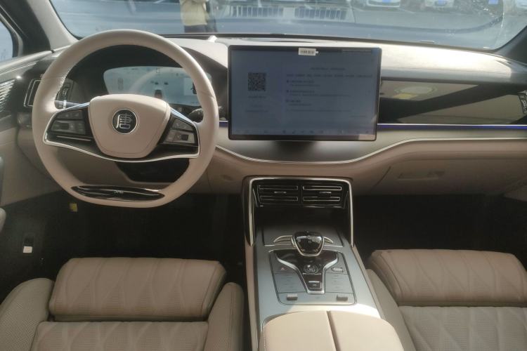 Used BYD Tang New Energy 2025 DM-i 115KM Flagship Model Interior 2