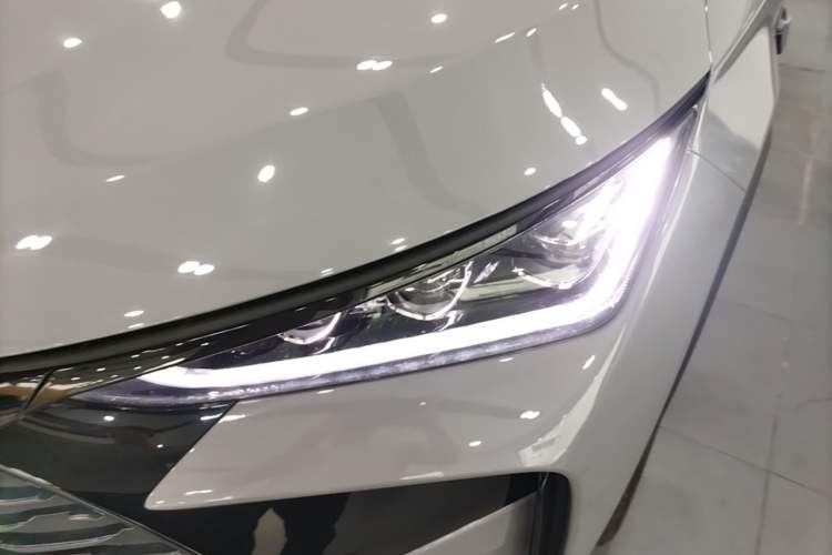 Used BYD Tang New Energy 2025 Intelligent Driving Version DM-i 115KM Flagship Edition Left Front Headlight