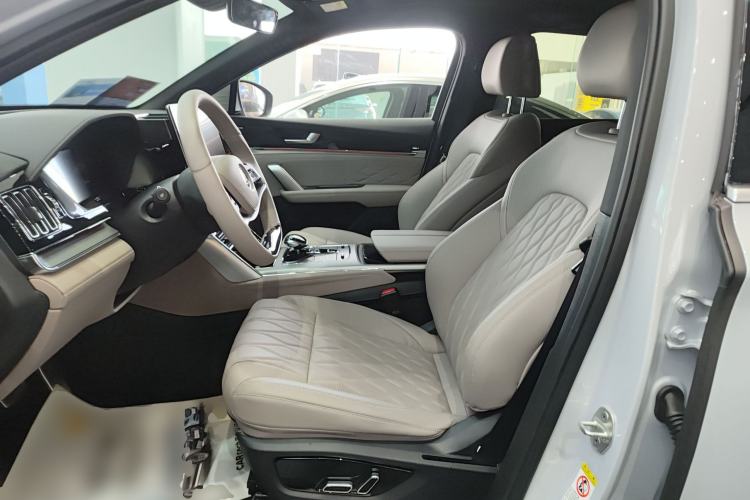 Used BYD Tang New Energy 2025 DM-i 115KM Prestige Model Left Front Seat