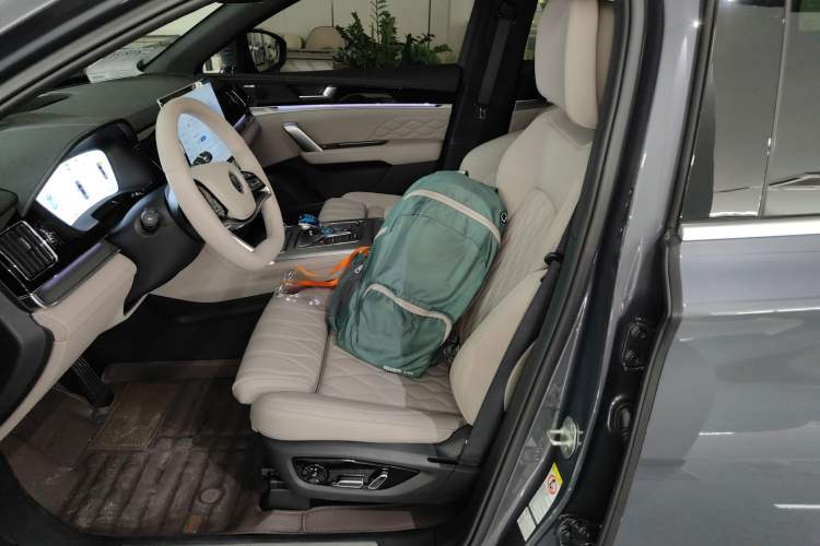 Used BYD Tang New Energy 2025 Intelligent Driving Version DM-i 115KM Flagship Edition Left Front Seat