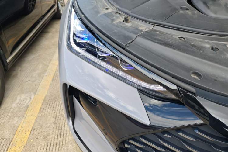 Used BYD Tang New Energy 2025 Intelligent Driving Version DM-i 115KM Prestige Edition Right Front Headlight