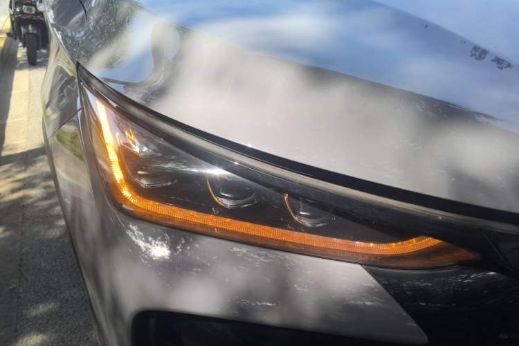 Used BYD Tang New Energy 2025 DM-i 115KM Cloud Ride Flagship Model Right Front Headlight