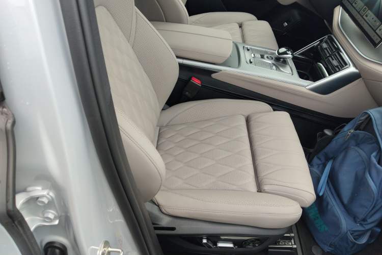 Used BYD Tang New Energy 2025 Intelligent Driving Version DM-i 115KM Flagship Edition Right Front Seat