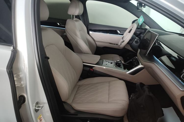 Used BYD Tang New Energy 2025 DM-i 115KM Prestige Model Right Front Seat