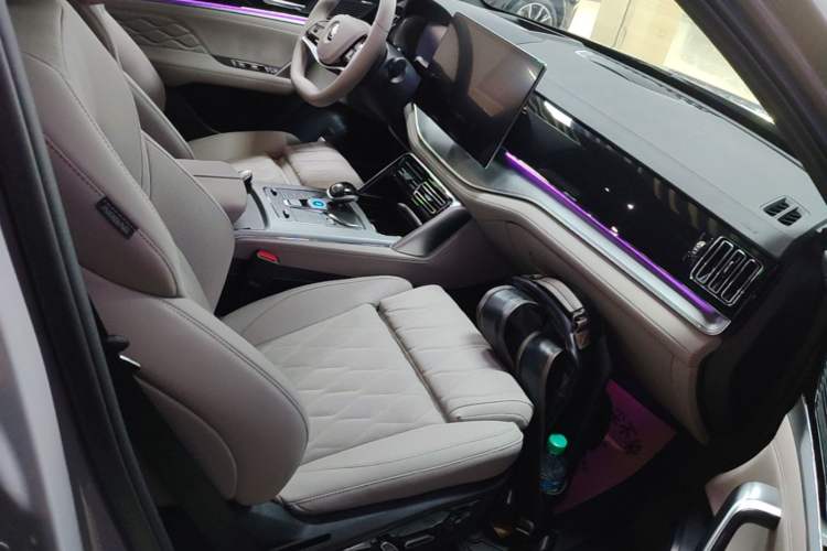 Used BYD Tang New Energy 2025 Intelligent Driving Version DM-i 115KM Flagship Edition Right Front Seat