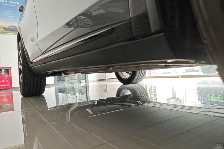 Used BYD Tang New Energy 2025 Intelligent Driving Version DM-i 115KM Flagship Edition Right Side Sill