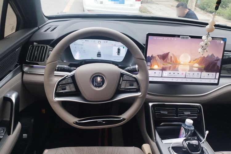 Used BYD Tang New Energy 2025 DM-i 115KM Prestige Model Steering Wheel