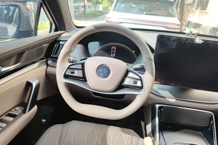 Used BYD Tang New Energy 2025 Intelligent Driving Version DM-i 115KM Prestige Edition Steering Wheel