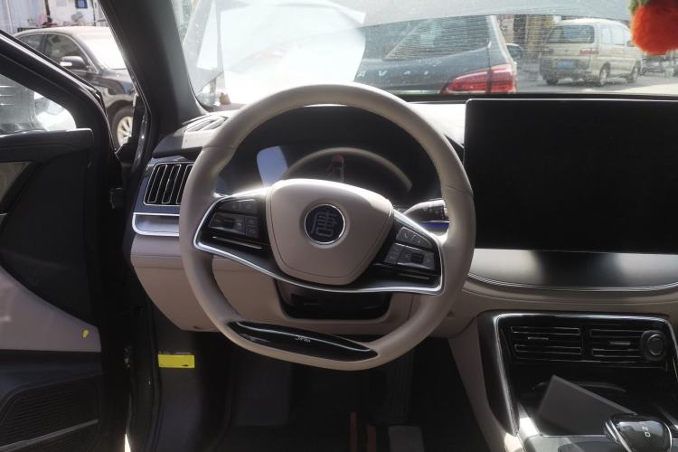 Used BYD Tang New Energy 2025 DM-i 115KM Prestige Model Steering Wheel