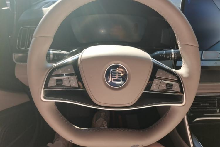 Used BYD Tang New Energy 2025 Intelligent Driving Version DM-i 115KM Flagship Edition Steering Wheel