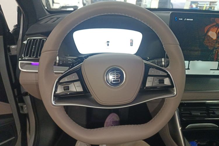Used BYD Tang New Energy 2025 Intelligent Driving Version DM-i 115KM Flagship Edition Steering Wheel