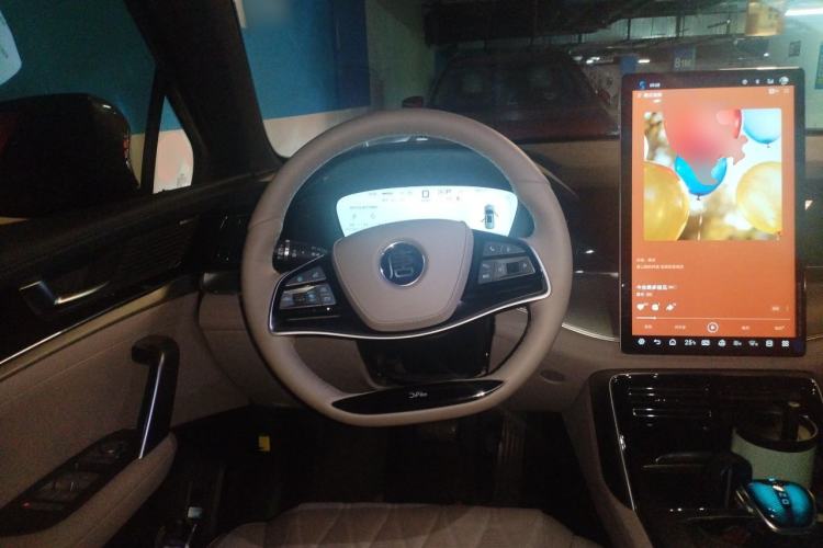 Used BYD Tang New Energy 2025 DM-i 115KM Prestige Model Steering Wheel