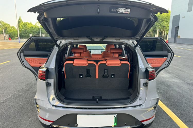 Used BYD Tang New Energy 2025 Model Smart Drive Version DM-i 175KM Prestige Version Trunk