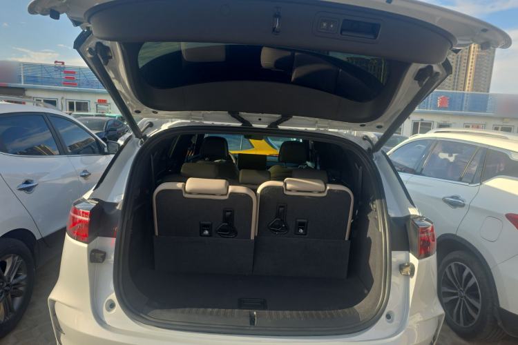 Used BYD Tang New Energy 2025 DM-i 115KM Flagship Model Trunk