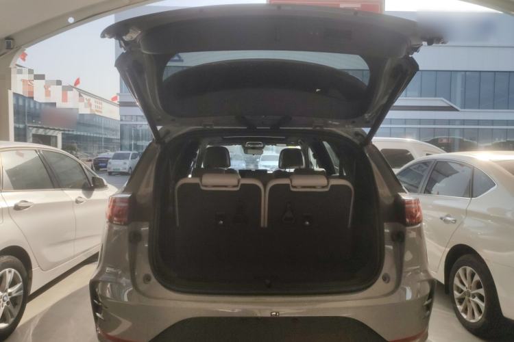 Used BYD Tang New Energy 2025 DM-i 115KM Flagship Model Trunk