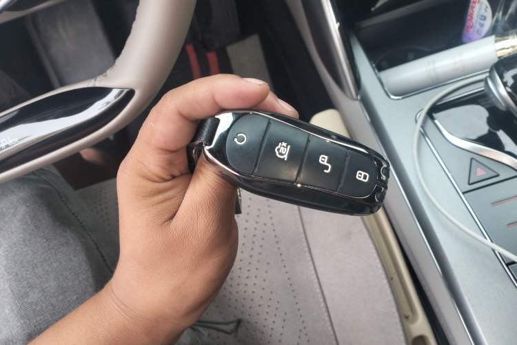 Used BYD Tang New Energy 2025 DM-i 115KM Prestige Model Vehicle Key